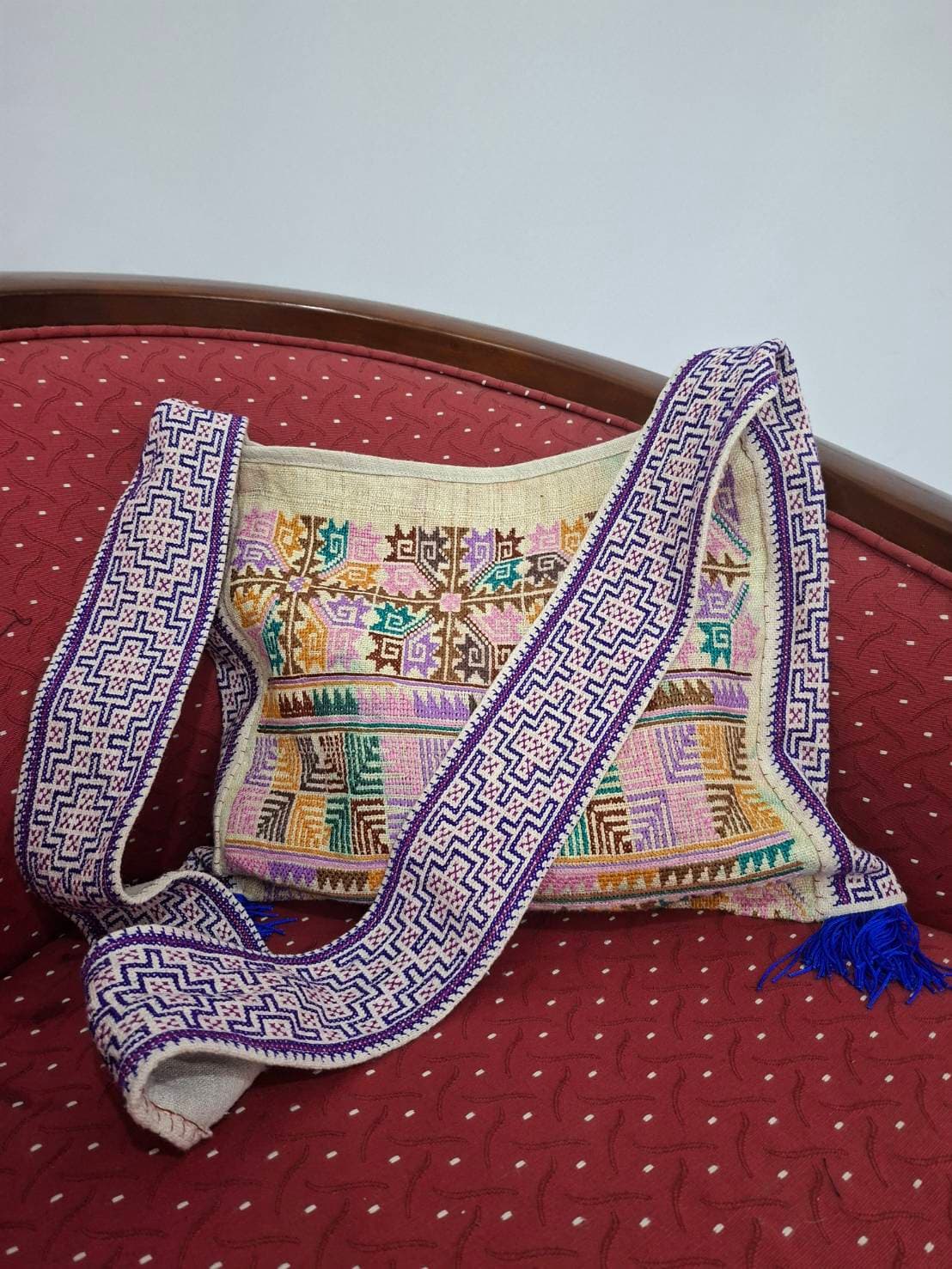 SHOULDER HILL TRIBE BAG