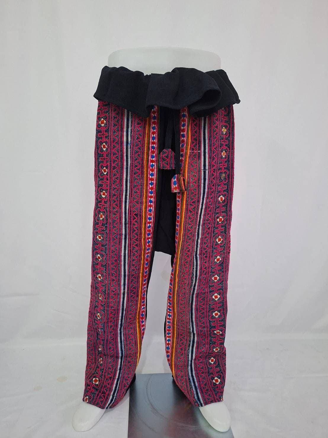 HEMP FABRIC PANTS