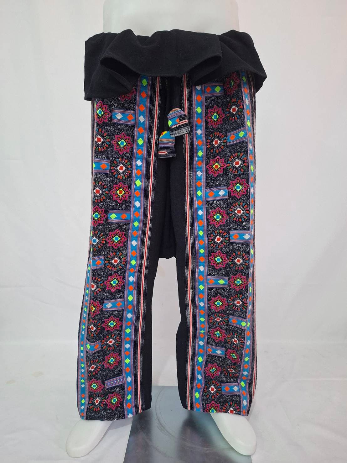 HEMP FABRIC PANTS