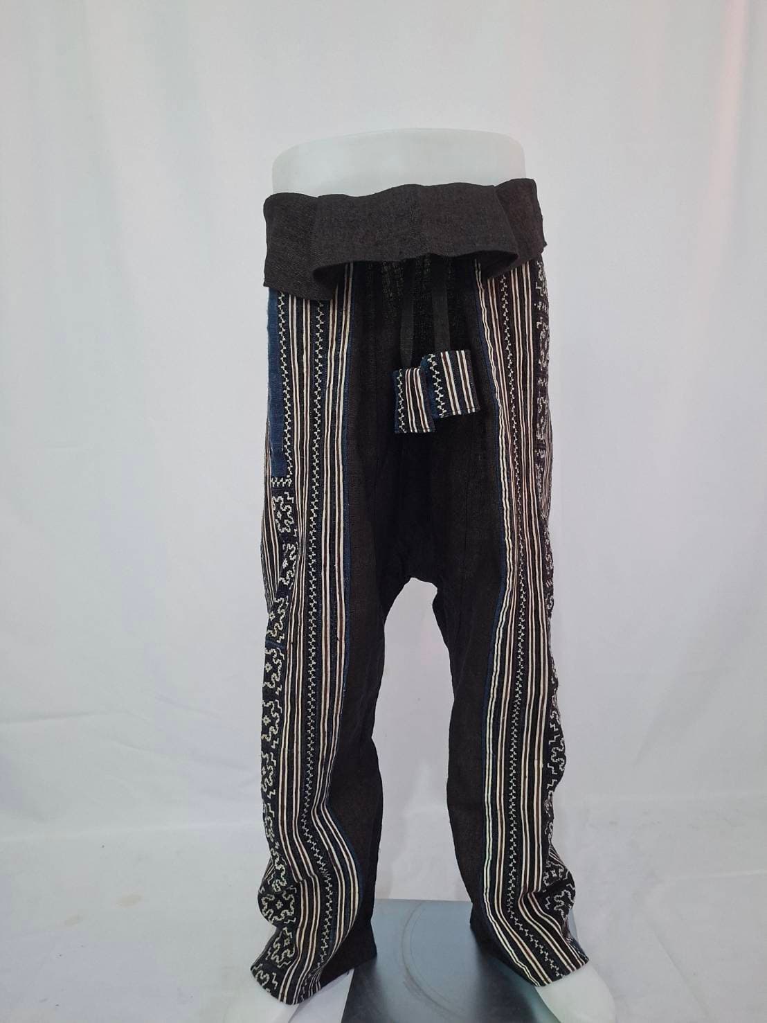 HEMP FABRIC PANTS
